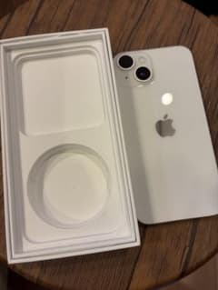 Apple iPhone 14 スターライト 256GBのサムネイル