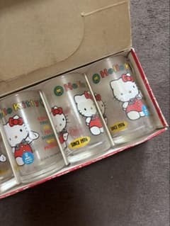 レア90s ハローキティグラス5個のサムネイル