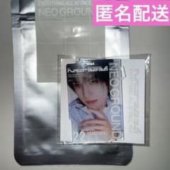 NCT 10周年　レンチキュラーアクリルキーリング　WayV ヤンヤン