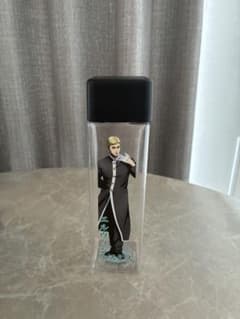 進撃の巨人 そういう時期の進撃の巨人カフェ スクエアボトル エルヴィンのサムネイル
