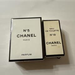 CHANEL N°5 & N°19 香水サンプルセットのサムネイル
