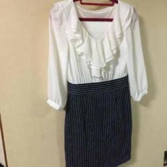 発送前SALE☆セシルマクビー☆ワンピースのサムネイル
