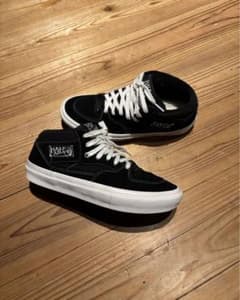 VANS Skate Half Cab ブラック スエード スニーカーのサムネイル