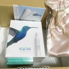 かおりん様専用＊アイコスピンク 限定色 新品未使用のサムネイル