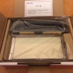 docomo☆P-01G☆新品☆ゴールドのサムネイル