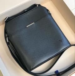 Louis Vuitton Anton ポシェット ショルダーバッグ - メルカリ