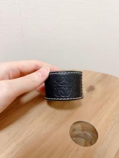 ロエベ　バングルのサムネイル