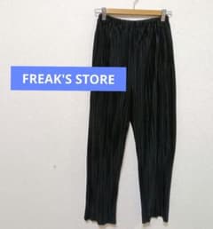 FREAK'S STORE　フリークスストア　プリーツ ワイドパンツ ブラックのサムネイル