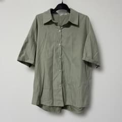 オリーブグリーン 半袖シャツのサムネイル