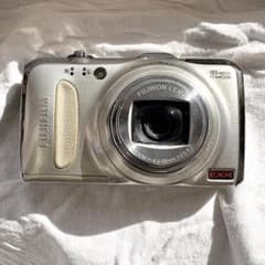 FUJIFILM F600EXR FINEPIX デジカメ ゴールド 動作未確認 - メルカリ