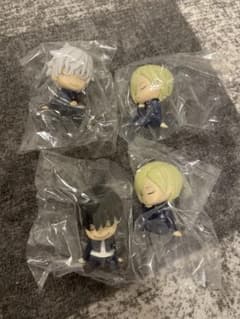 呪術廻戦　肩ズンFig4つセットのサムネイル