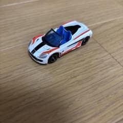 トミカ オープンカー ホワイト レッドのサムネイル