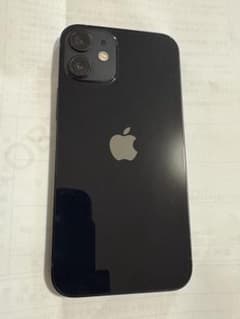 Apple iPhone 12 ブラック 本体　SIMフリー128GBのサムネイル