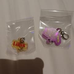 幾田りらLilas Laughツアーグッズ ガチャ - メルカリ