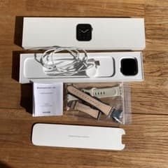 アップルウォッチ　SEのサムネイル