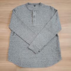 UNIQLO/ユニクロ サーマル ワッフル ヘンリーネック ロンT Mサイズのサムネイル