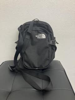 THE NORTH FACE ショルダーバッグ ブラックのサムネイル