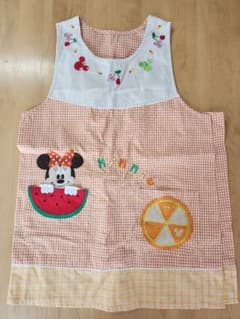 Disney Minnie Mouse Apron, Orange Checkered Pattern, Used