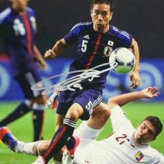 L様専用。長友佑都選手 直筆サインのサムネイル
