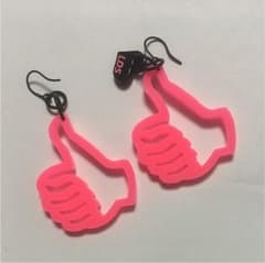 ピアス イイネ!のサムネイル