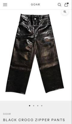 GOAR BLACK CROCO ZIPPER PANTSのサムネイル