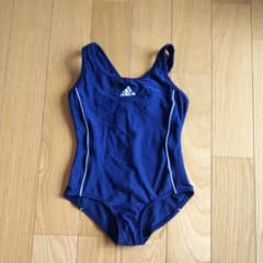 キッズ女子 adidas水着のサムネイル
