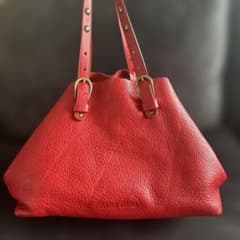 miumiu アーカイブ カーフレザー レッド ハンドバッグ - メルカリ