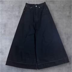 h*o様 シンヤコズカ 極太デニム 袴シルエット シンヤコズカ 極太デニム 袴シルエット - メルカリ
