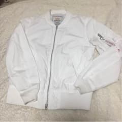 ALPHA INDUSTRIES × URBAN RESEARCH MA-1のサムネイル