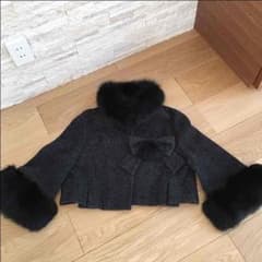 to be chic フォックスファー付きボレロ   フォクシー RENE などのサムネイル