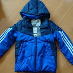 [新品タグ付]adidas 男児中綿ジャンパー 130cmのサムネイル