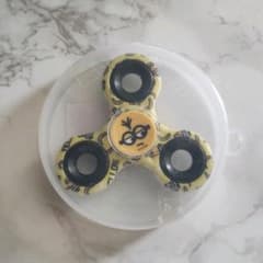 ミニオンズ ミニオン ハンドスピナー バナナ 光る ストレス解消のサムネイル