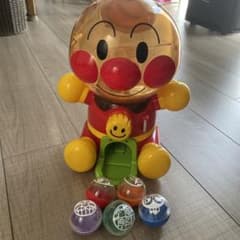 値下げしました。アンパンマンわくわくガチャコロリンのサムネイル