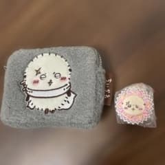 ちいかわ　ポーチ　ラッコさん