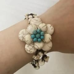 花モチーフ バングル ホワイト ターコイズ ブレスレット アンクレットのサムネイル