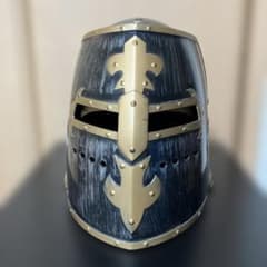 ハロウィンにむけて、中世騎士風 ヘルメット グレートヘルムのサムネイル