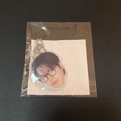 TREASURE 顔アクキー ジェヒョクのサムネイル
