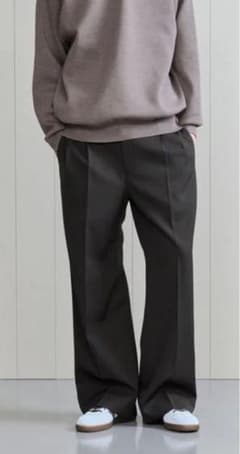 H BEAUTY&YOUTH ウーステッド ヴェイキャント フレア パンツ - メルカリ