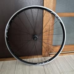 Shimano WH-RS100 ロードバイク用 リアホイールのサムネイル