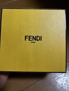 クワ様専用FENDI ピアス(シルバー、ゴールド)のサムネイル