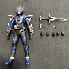 SHFiguarts 가면 라이더 빌드 가면 라이더 클로즈
