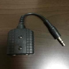 二人でイヤホンを使うときに便利のサムネイル