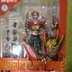 S.H.Figuarts 仮面ライダー龍騎サバイブのサムネイル