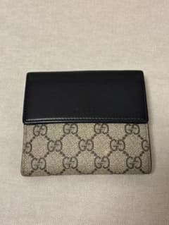 GUCCI GGパターン 二つ折り財布 ベージュ/ブラック
