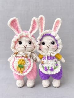 ハンドメイド あみぐるみ ウサギのぬいぐるみ 2体セットのサムネイル