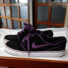 NIKE ナイキ スニーカー　レディースのサムネイル