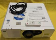 Panasonic PT-RZ570JW プロジェクター - メルカリ