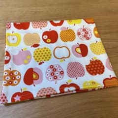 40×50 ランチョンマット　ランチマット　りんご柄のサムネイル