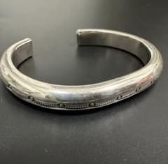 Taos族 Sonny Spruce スタンプワークバングル ヘビーゲージ - メルカリ