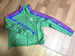 twiceモモ着用　希少アディダスオリジナルス　ジャージのサムネイル
